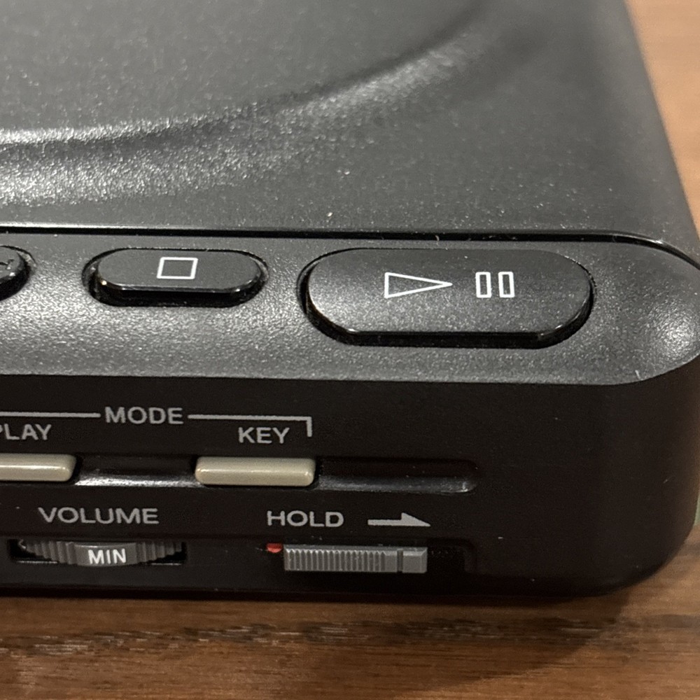 Sony Discman D-2 Compact Portable CD Player Walkman Parts Only