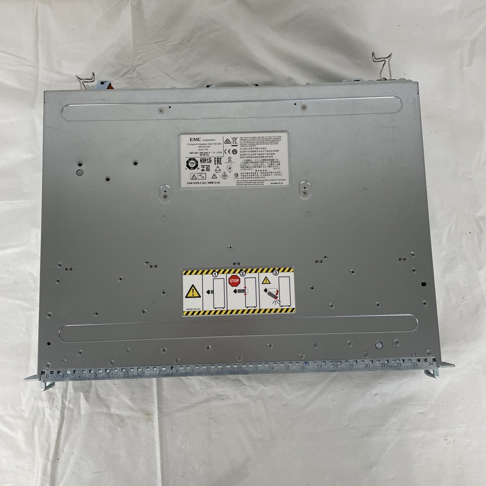EMC TAE 25x2.5'' Hard Drive Server Array
