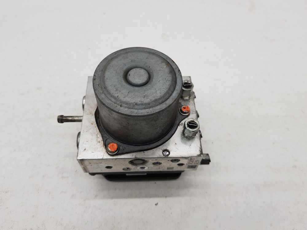 2018 NISSAN LEAF MK2 ZE1 EV ABS PUMP CONTROLLER OEM TD8417