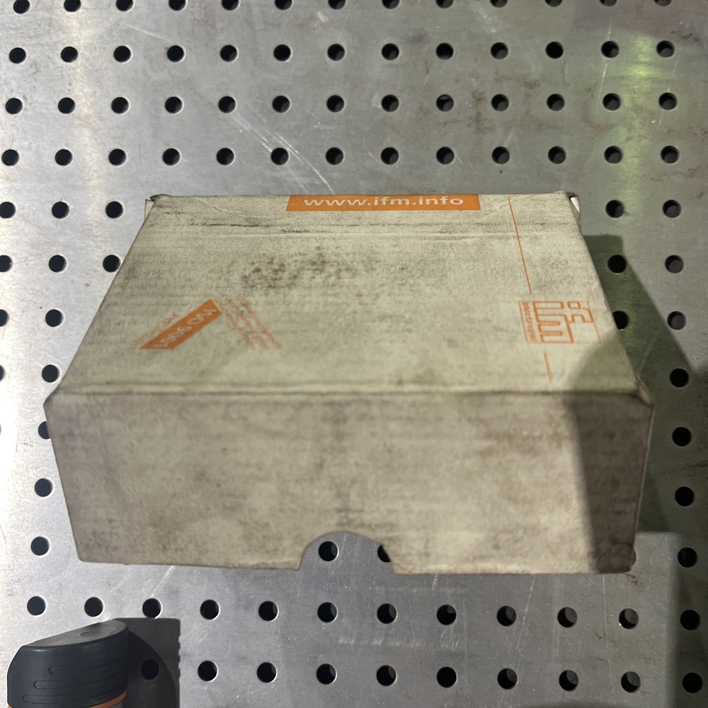 Efector, PN7226, Pressure Sensor Open Box