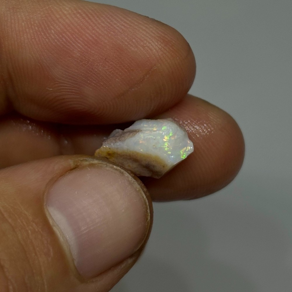 Rough Seraphic Australian Coober Pedy Opal Stone Parcel