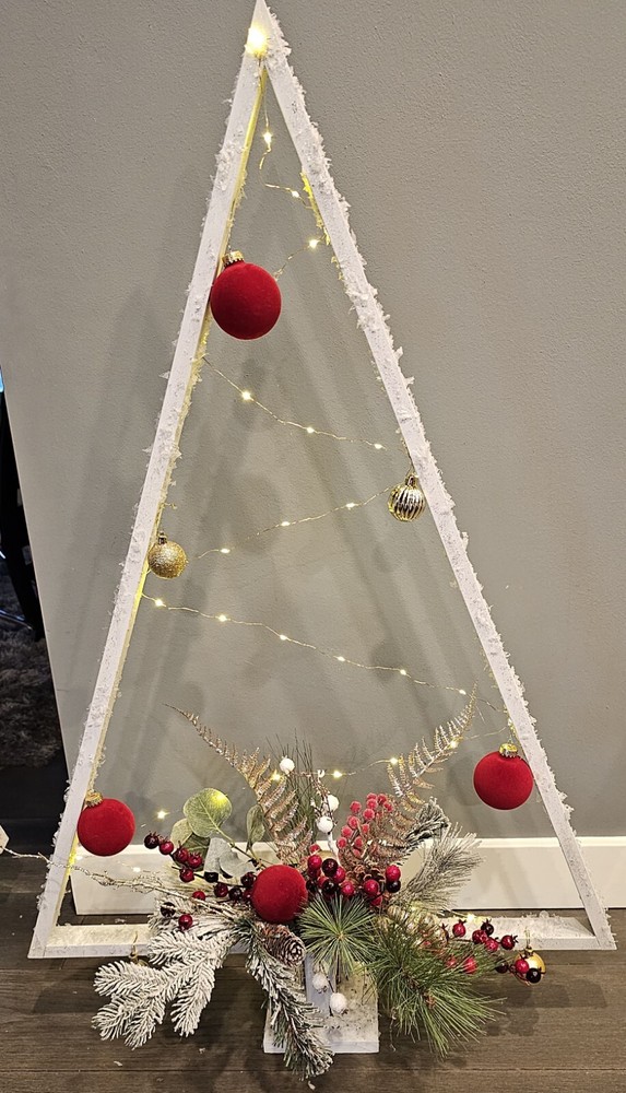 Wodden pine Christmas tree