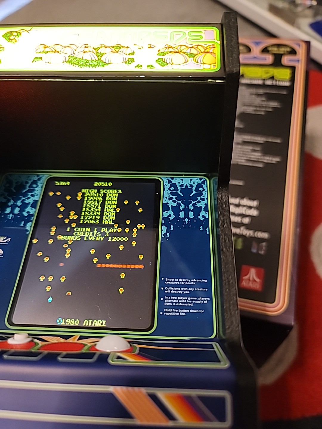Centipede arcade game 1/6 replicade new wave toys Atari