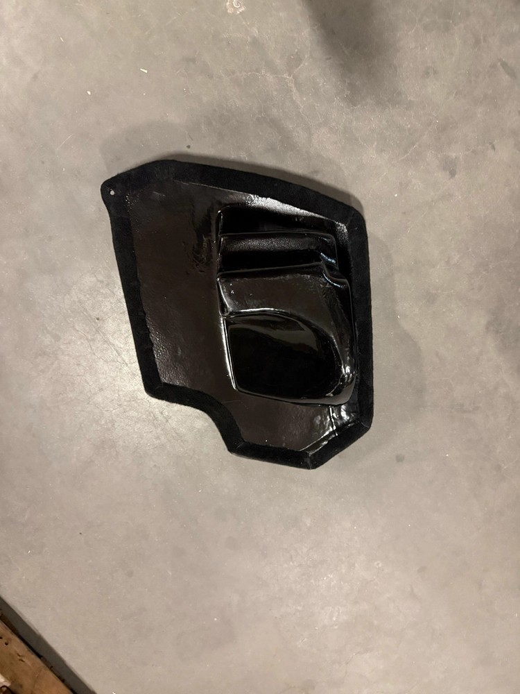 USED EMPTY 10" SUB ENCLOSURE - FITS 2011-2019 FORD EXPLORER