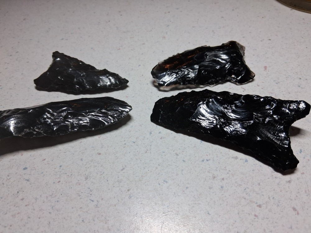 4 Arrowhead Piece Set Modern