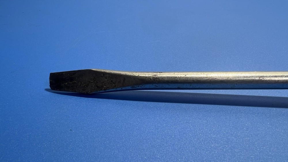 Snap-On 13 1/2" Flat Head Screwdriver Rubber Handle ~T514