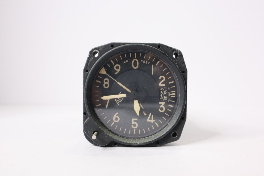 Aero Mechanism 8140B-30 Encoding Altimeter