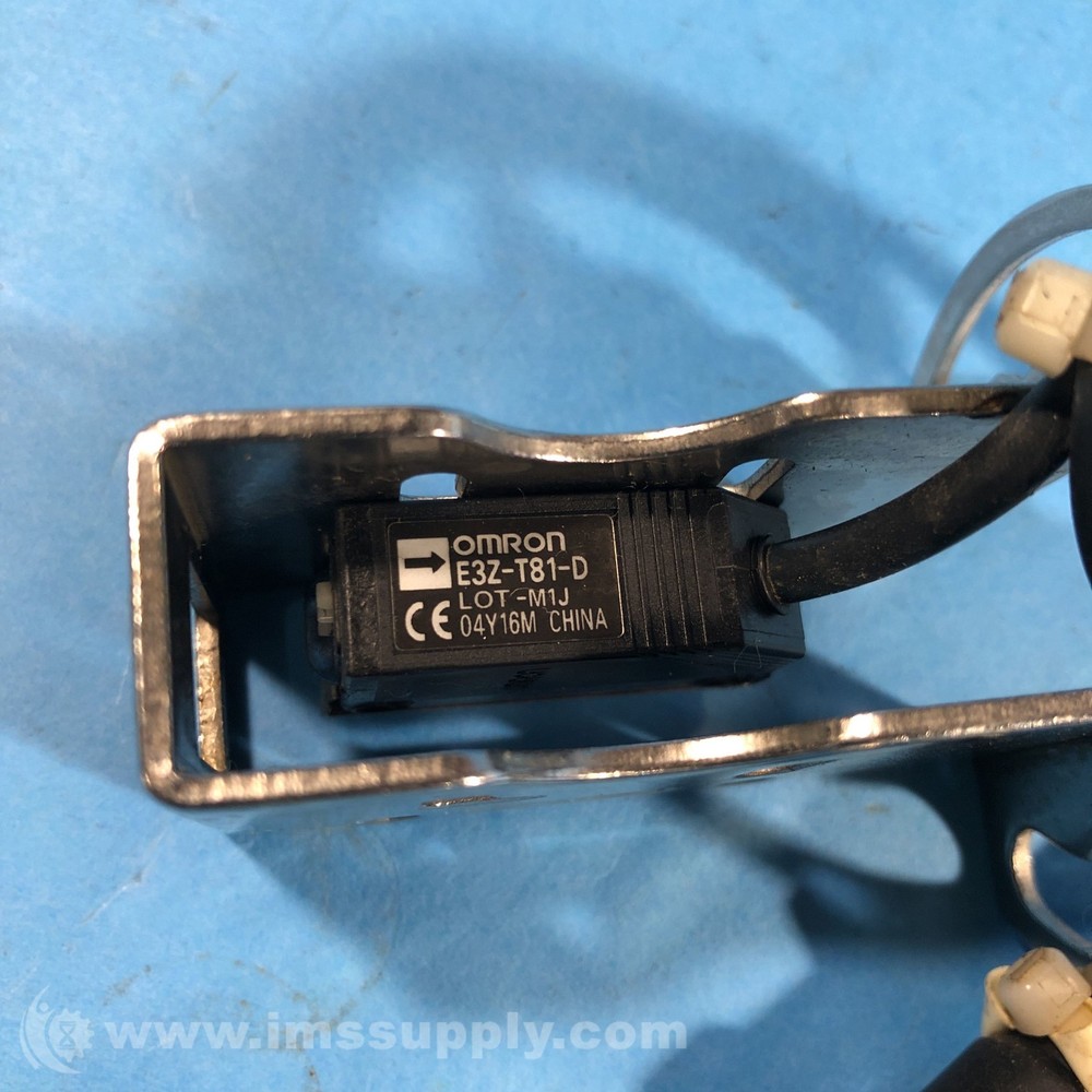 Omron E3Z-T81-D Photoelectric Sensor Switch 5822