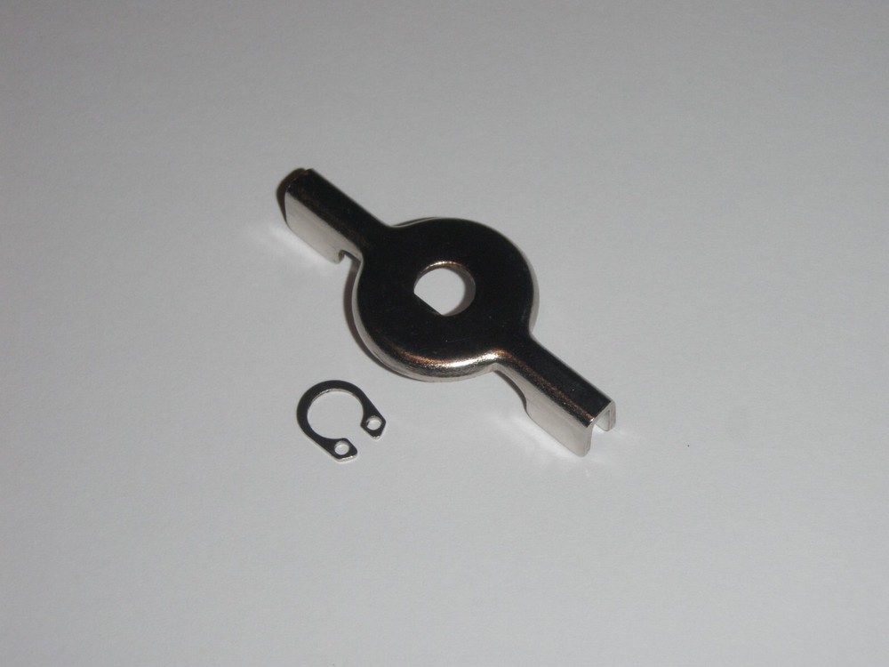 Wing Nut Impeller for Pan Assembly in Goldstar Bread Maker Model HB-202CE only
