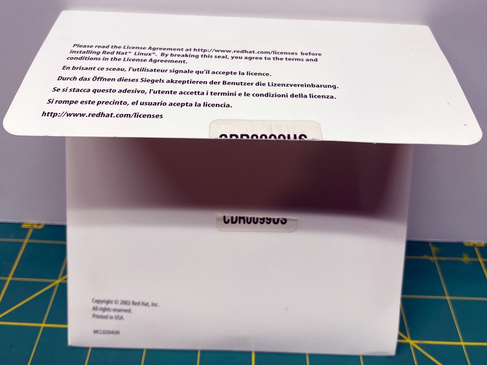 Red Hat Linux version 8.0 Vintage New Condition!