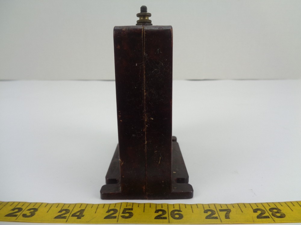 Electromagnetic Square D Model 51 Current Transformer Ratio: 250:5 E4582-6