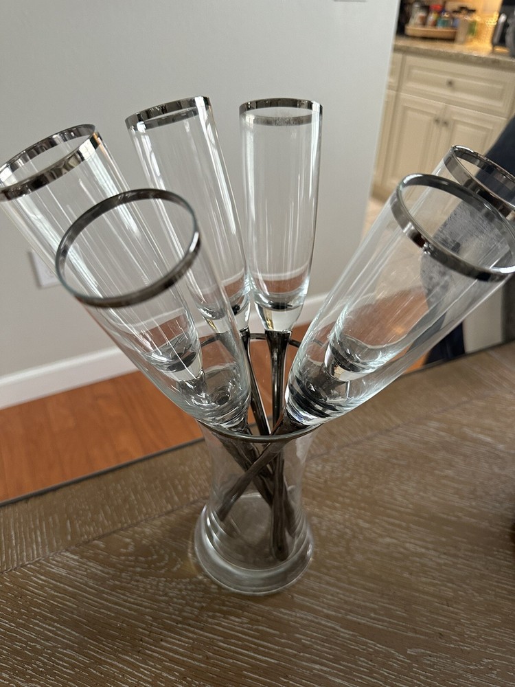 mid century champagne Flutes