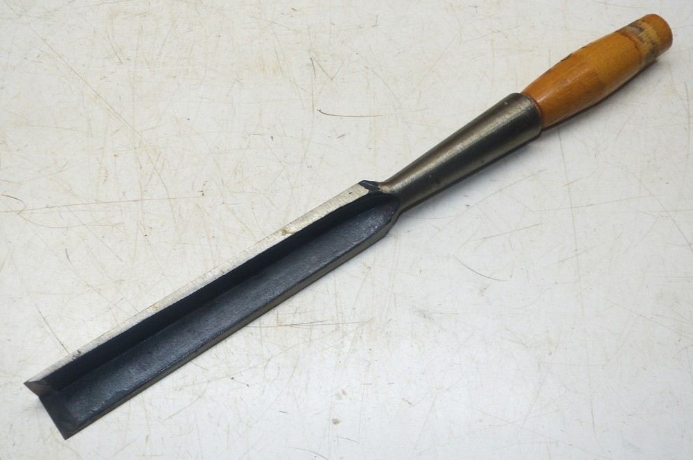 Vintage 1” Socket Corner Chisel INV18382
