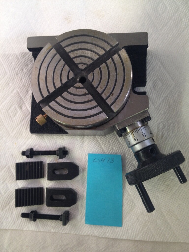 1 NEW 4" VERTICAL / HORIZONTAL ROTARY TABLE WITH CLAMPING KIT. NICE SET. (W473)