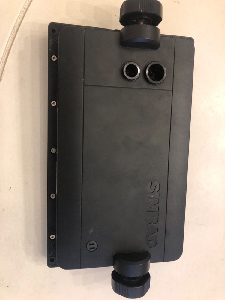 Simrad Cruise 7 GPS Chartplotter 7" Head Unit Only