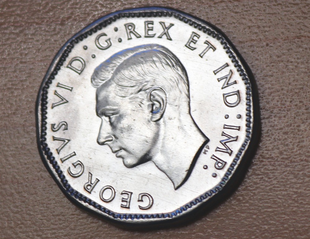 1944 Canada 5 Cents