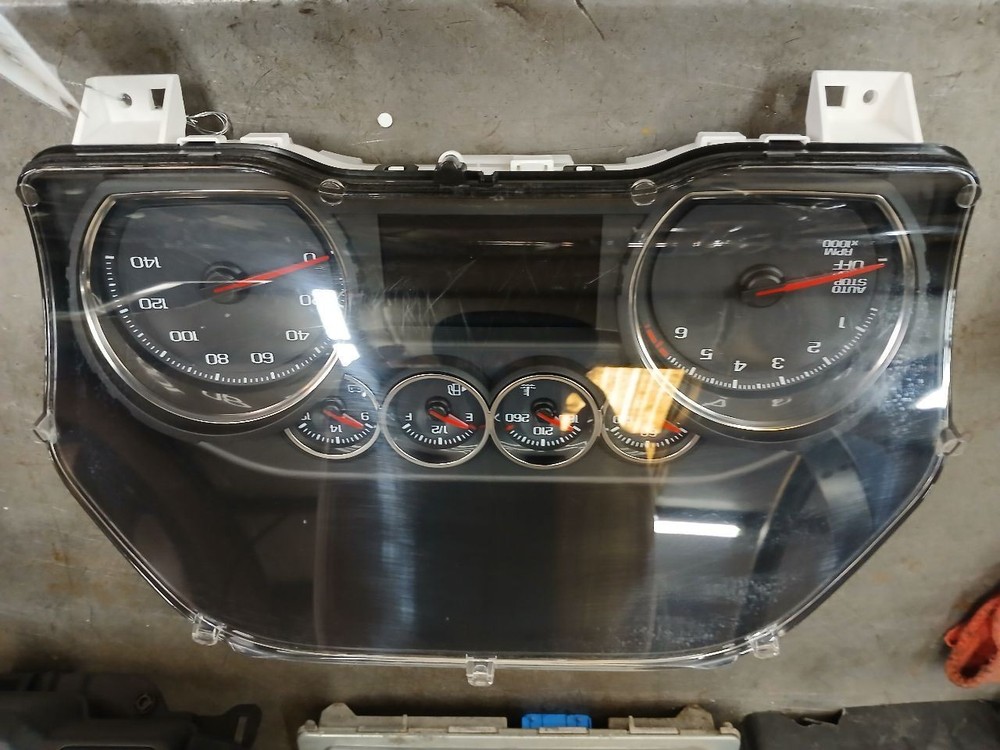 SILVRDO15 2019 Speedometer 205855