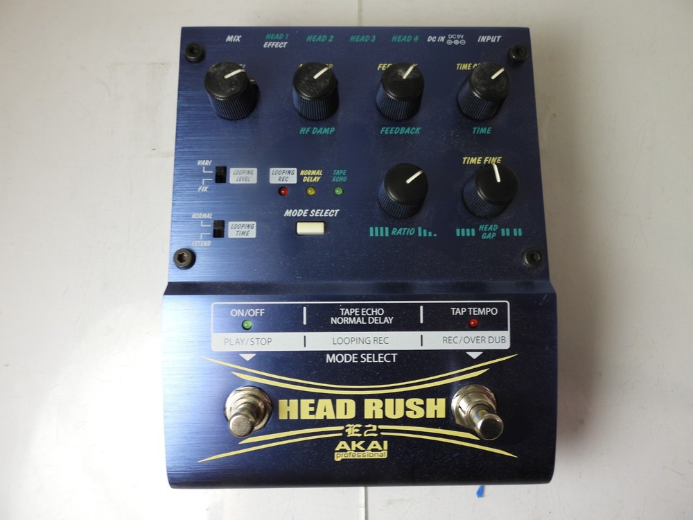 Akai E2 Headrush Echo Delay Looper Effects Pedal Free US S&H