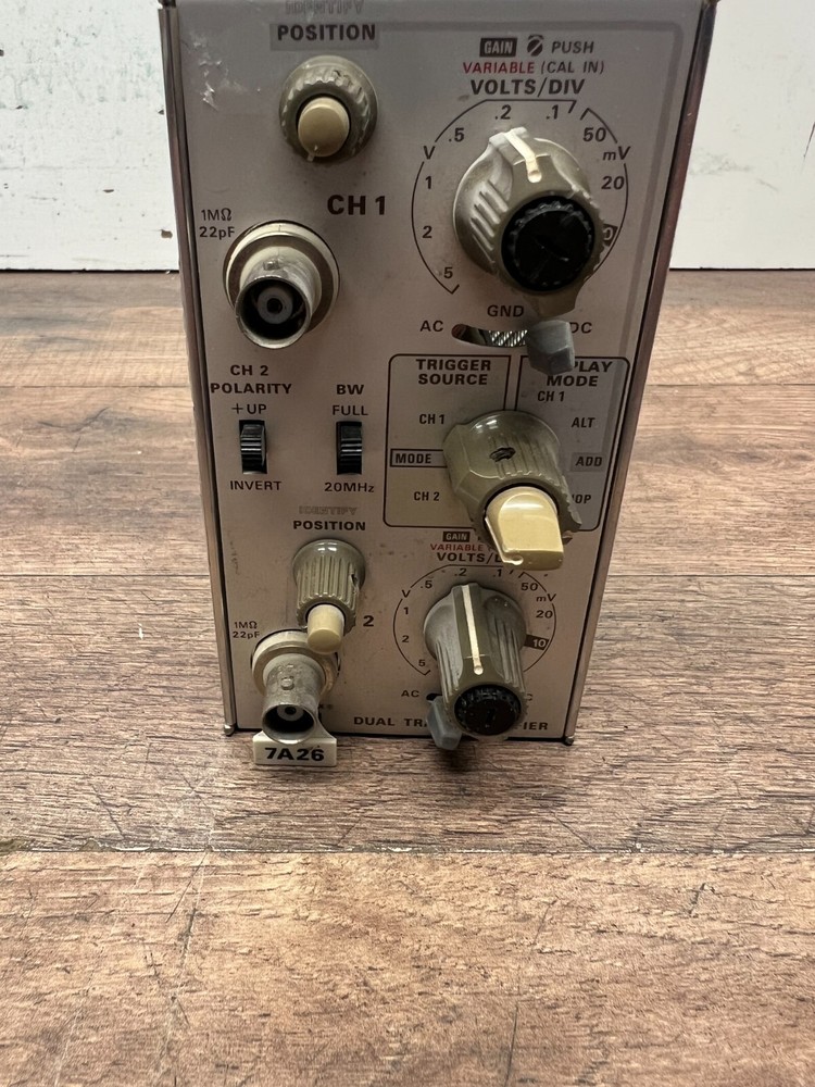 Tektronix 7A26 Dual Trace Amplifier Plug In