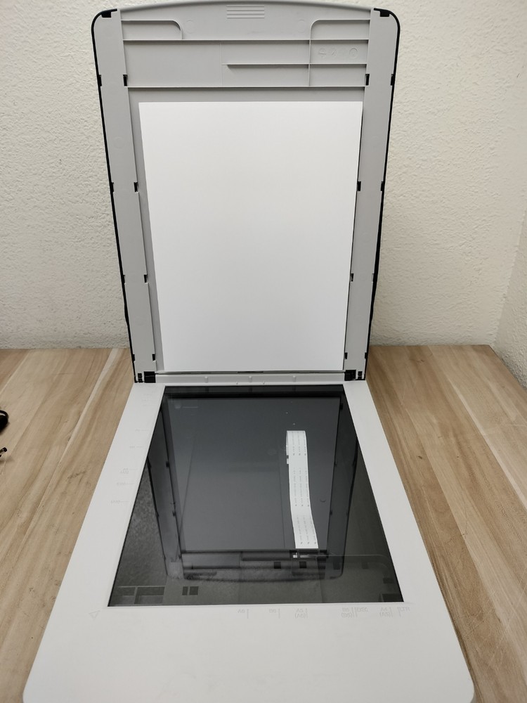 Fujitsu fi-7260 Color Duplex Document Flatbed Sheetfed Scanner