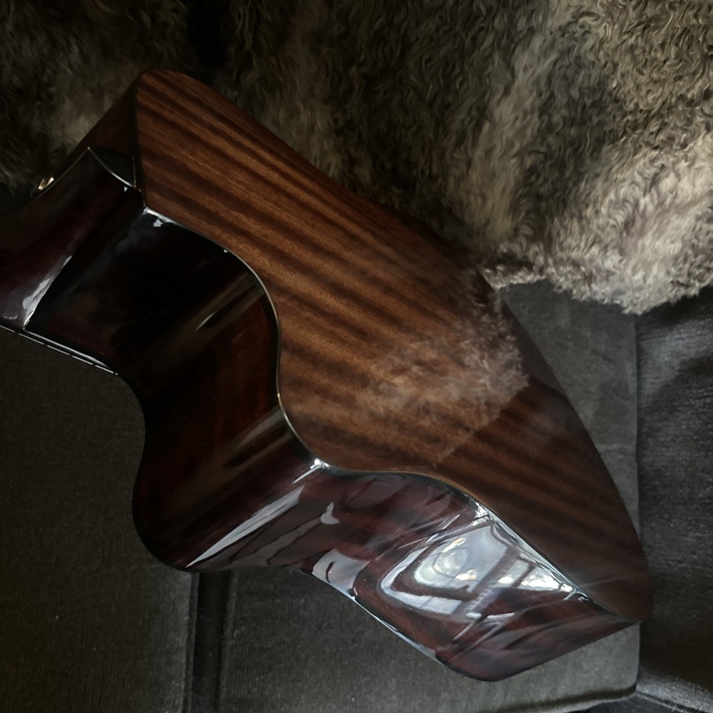 Fender Acoustic Guitar COMES WITH HARDSHELL CASE