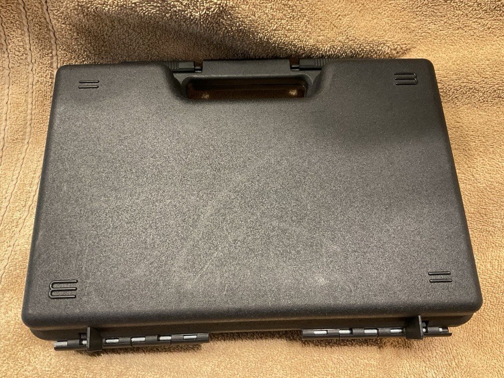 CANIK TP9 SF/SFL/SFT 9MM Empty Hard Case One Back Strap (medium)+ Owners Manual
