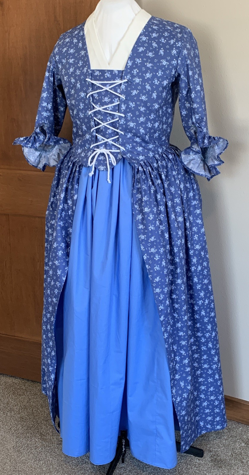 LG Outlander, Colonial, Sprigged Calico Cotton Over Dress/Gown, Polonaise NWOT