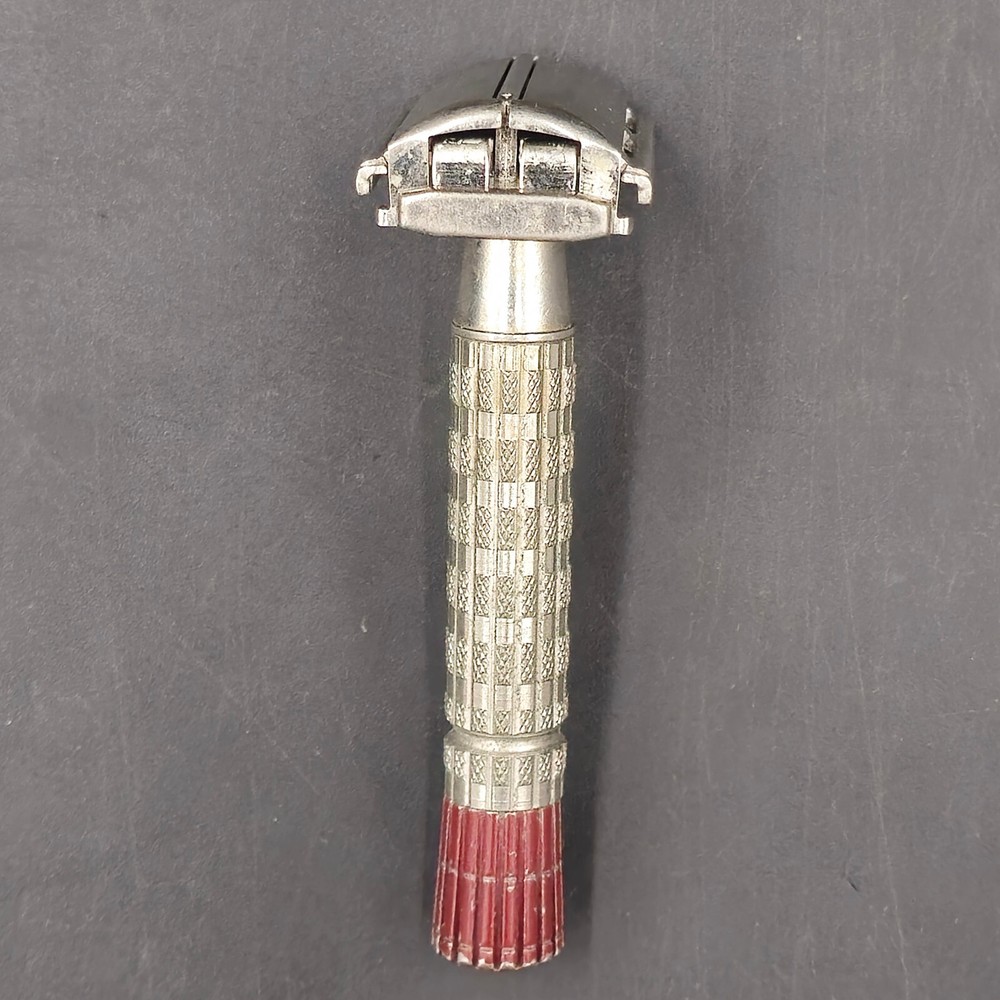 Vintage 1956 Gillette Super Speed Red Tip DE TTO Razor Date Code B2