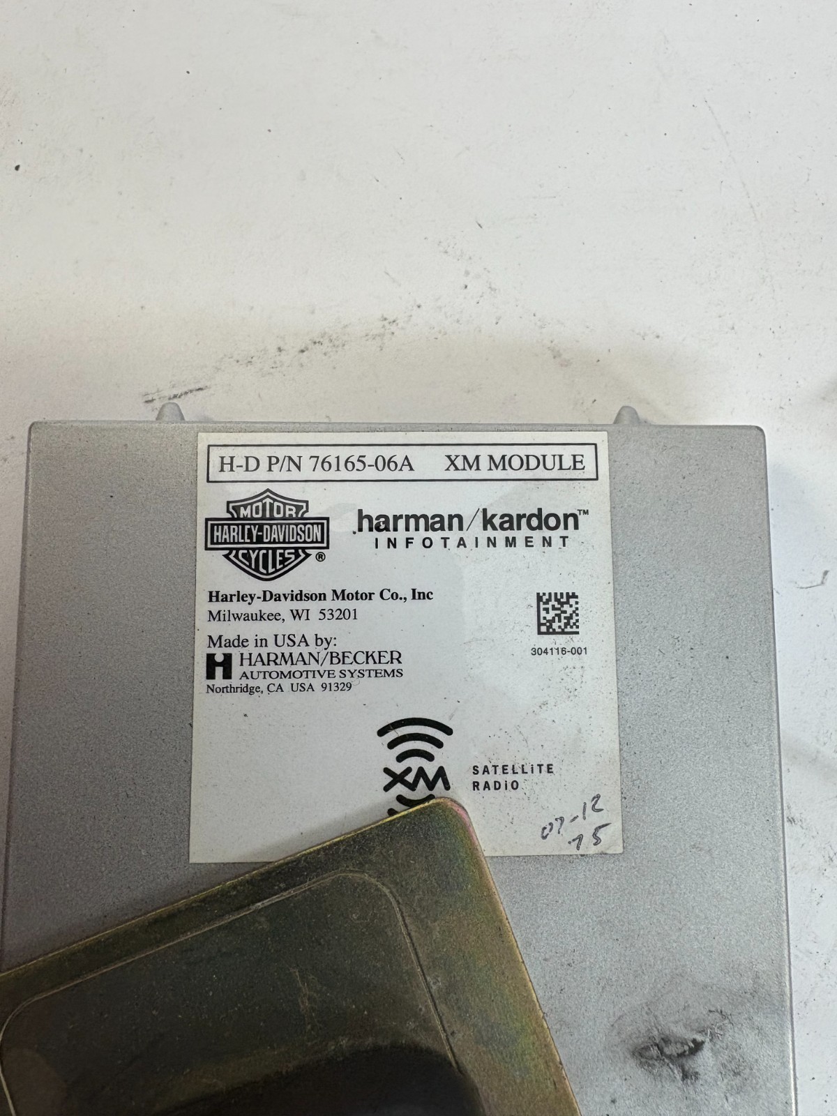 Harley Harman Kardon XM satellite radio module 76165-06A w/ antenna