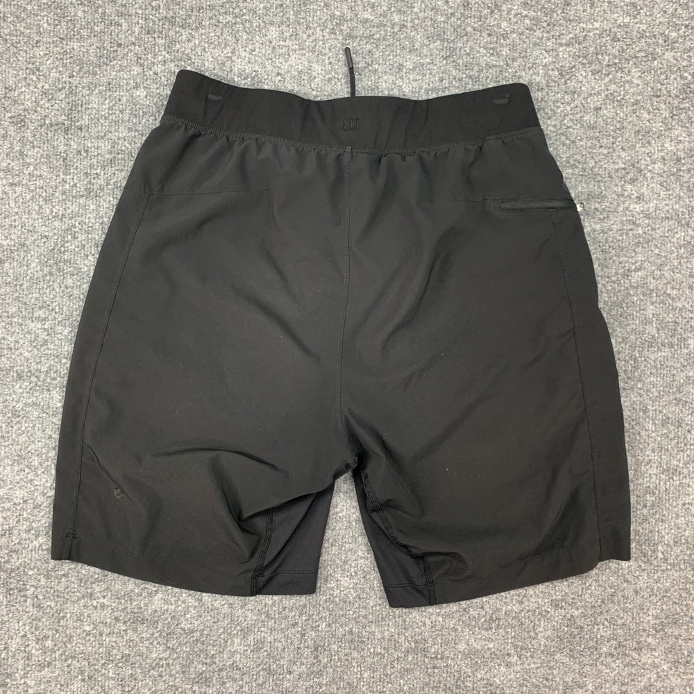 Lululemon Active Short Men M Medium Elastic Drawstring Waist Workout Lined *READ