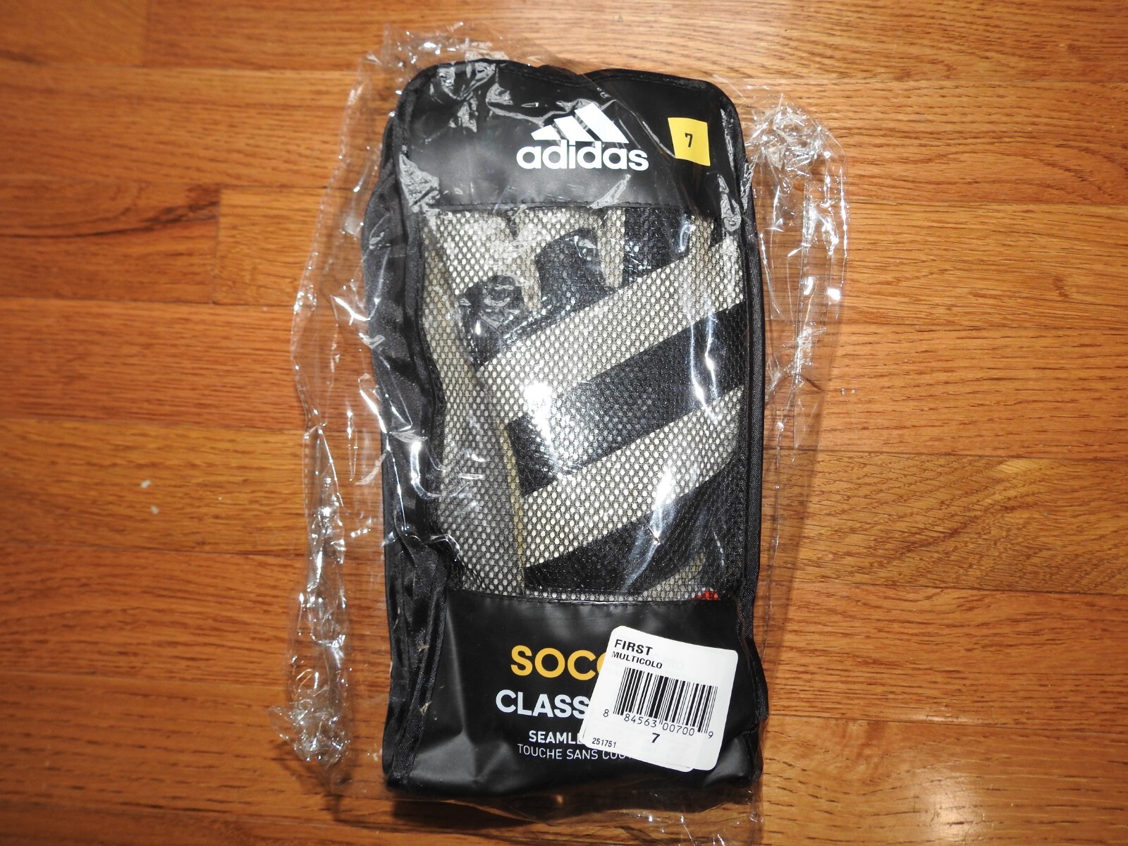 Adidas Soccer Classic Pro Goalie Gloves New Sizes 7 & 8 In Stock