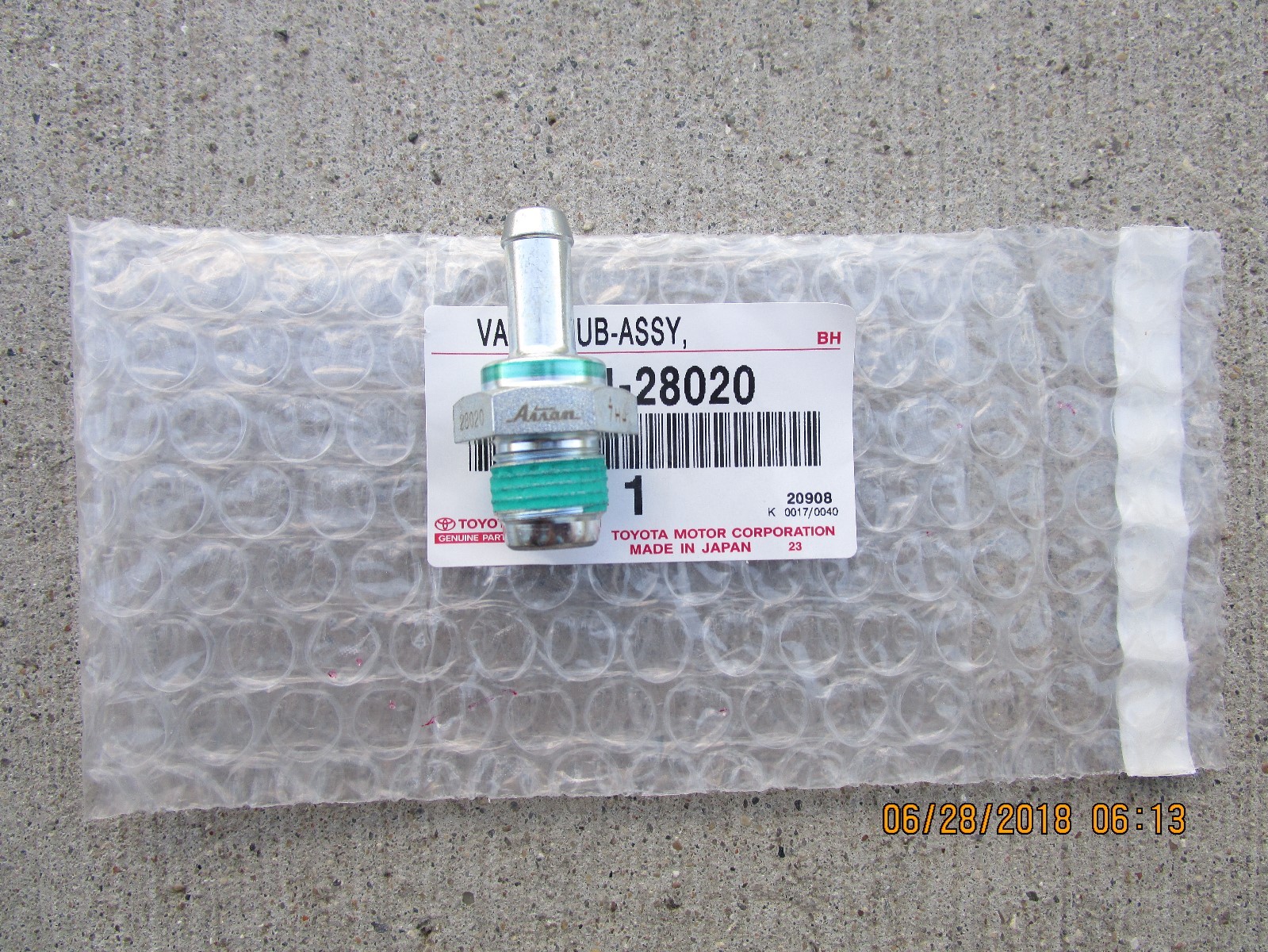 02 - 06 TOYOTA CAMRY 2.4L Cyl VENTILATION VALVE PCV SUB ASSEMBLY BRAND NEW