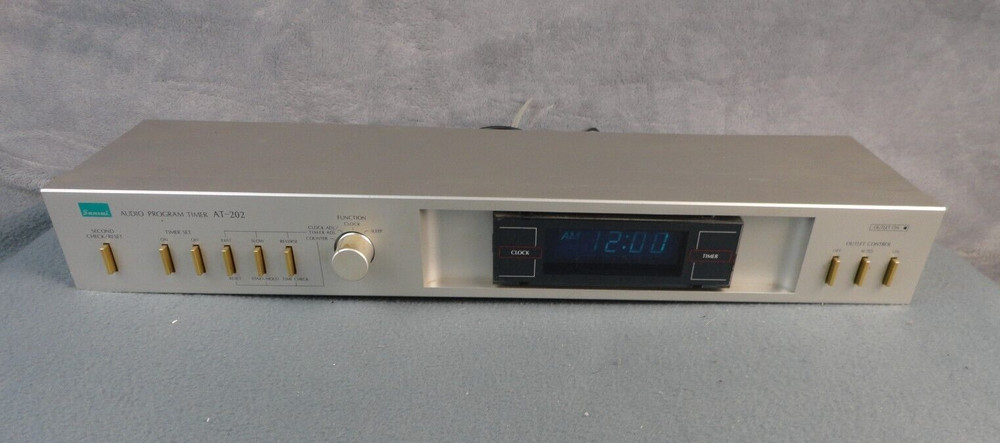 SANSUI AUDIO PROGRAM TIMER MODEL AT-202 Silver
