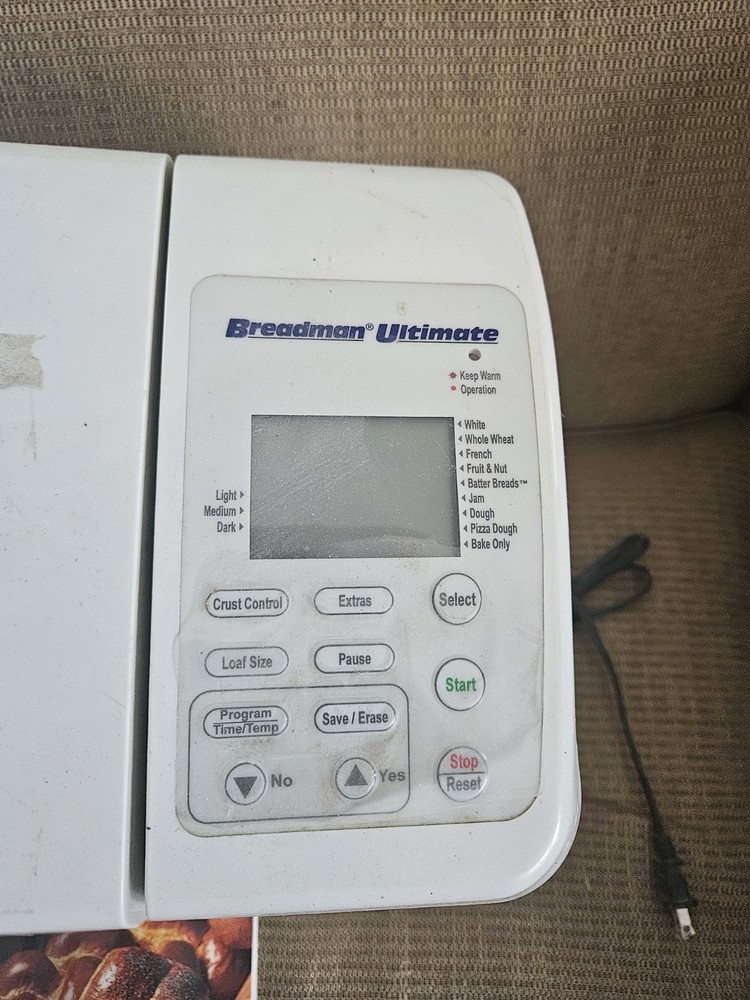 Breadman Ultimate TR2200C Automatic Programmable Bread Machine 2lb Loaf - Works