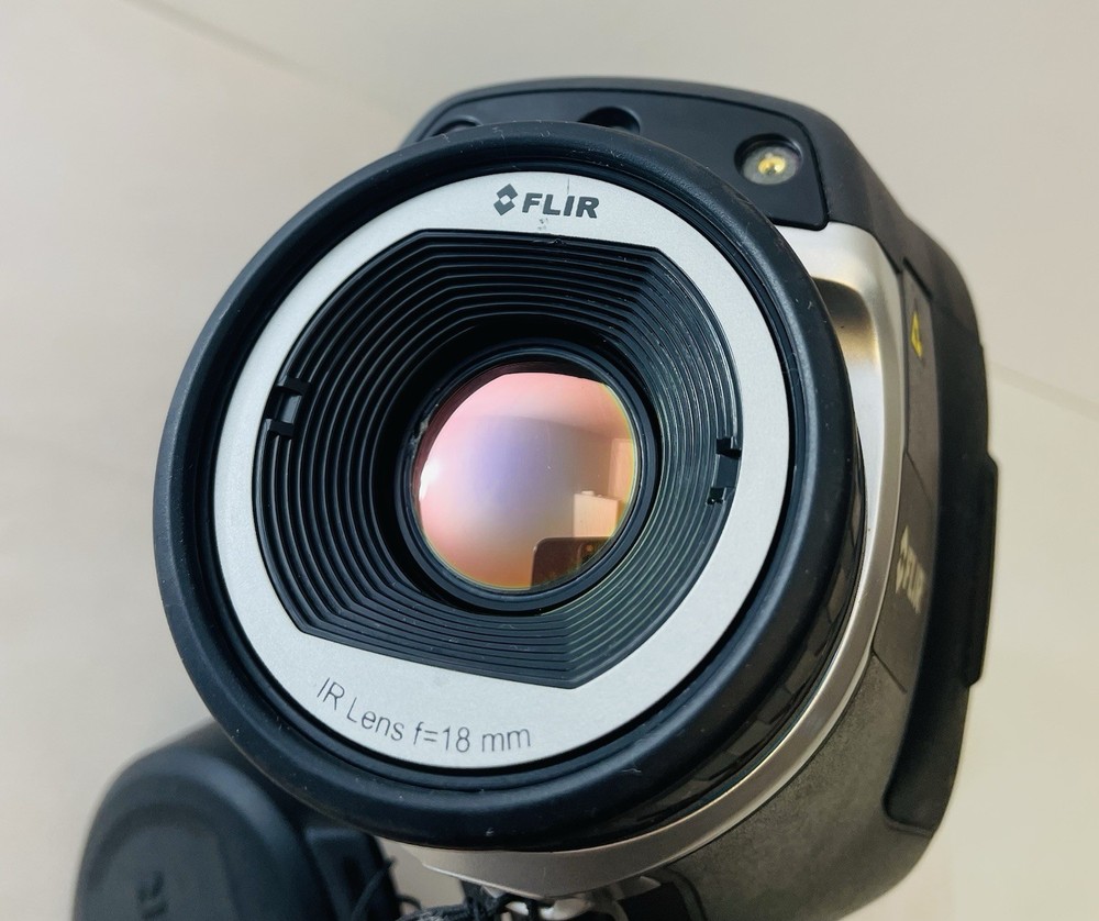 FLIR E60 Infrared Thermal Imaging Camera With Case