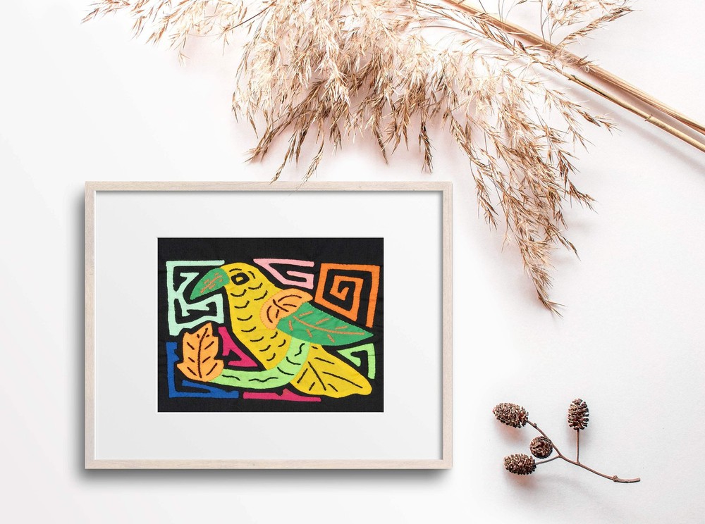 Yellow Bird Molita