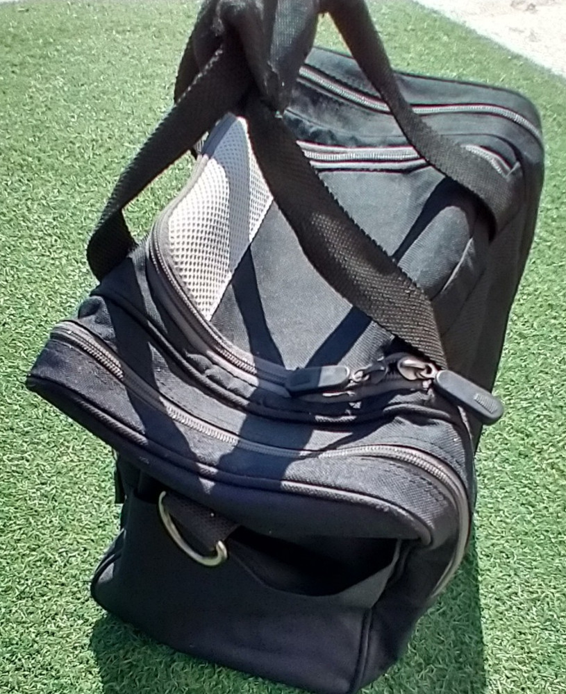 EBONITE BOWLING BALL BAG SINGLE BALL WITH STORAGE COMPARTMENTS ZIPPER CLOSURE