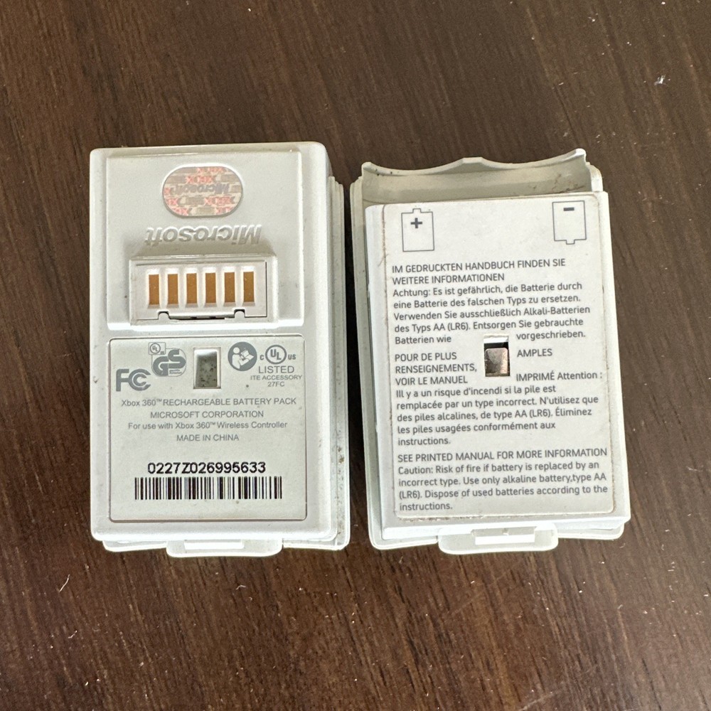 Microsoft OEM Xbox 360 Rechargeable Controller Battery Pack White &empty 2nd pk