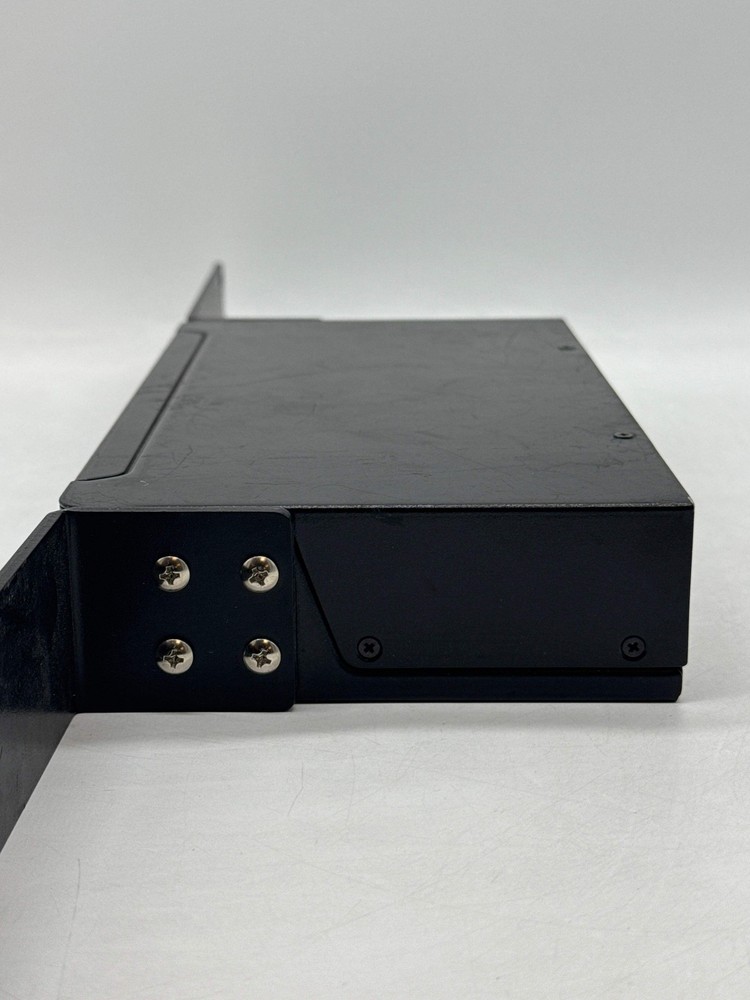 STARVIEW 4 Port Professional USB-Console KVM Switch D5EEF6D553