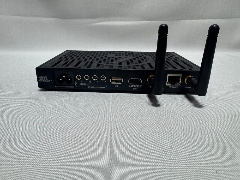 Control4 EA-1 Entertainment & Automation Controller C4-EA1