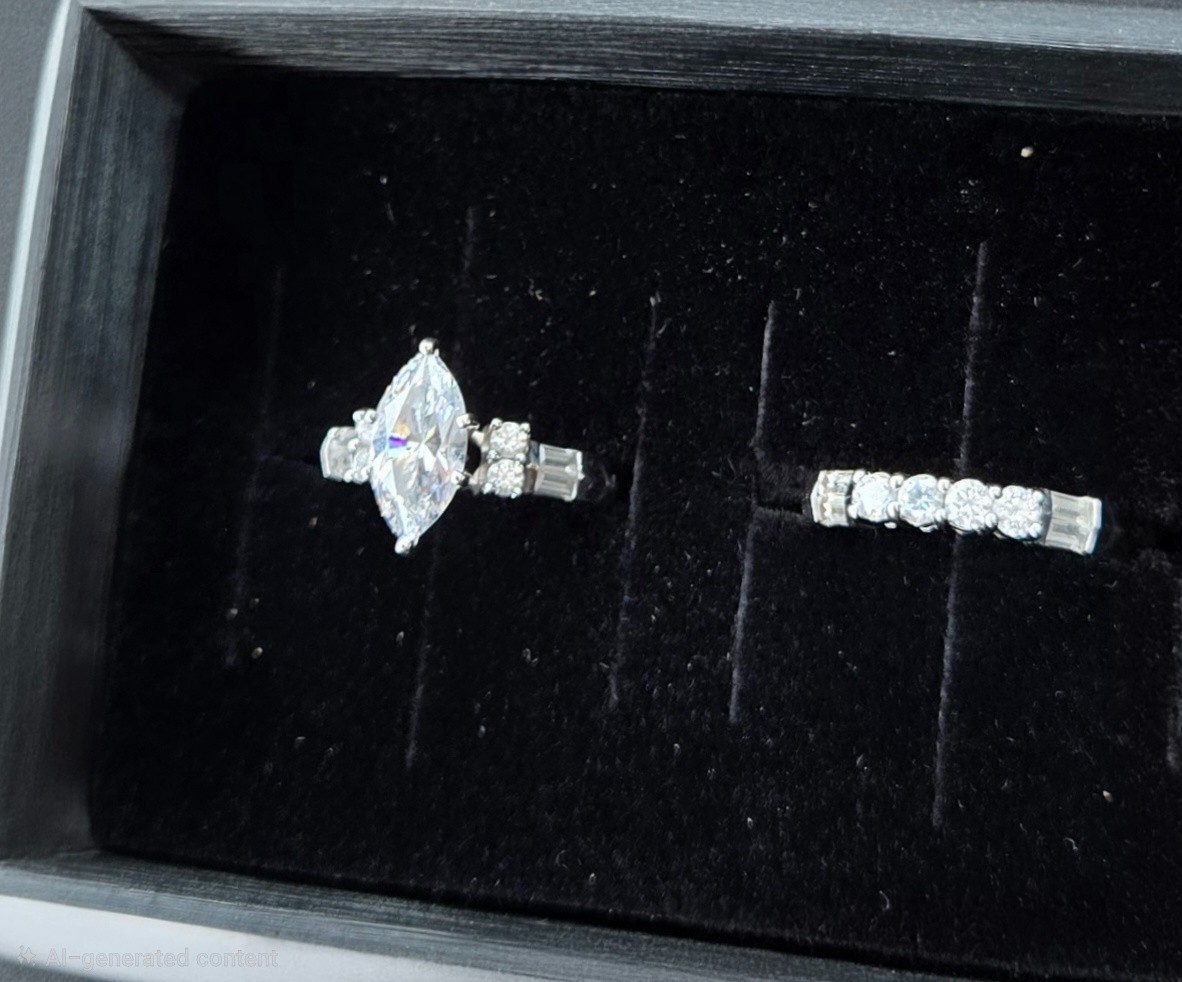 Beautiful 14K Karat Solid White Gold  Ladies CZ Engagement Ring Set. Size 6.5