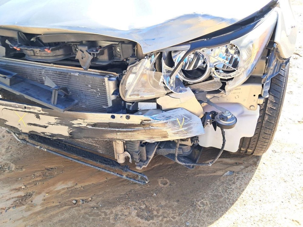 Fuse Box Engine Fits 11 LACROSSE 5000647