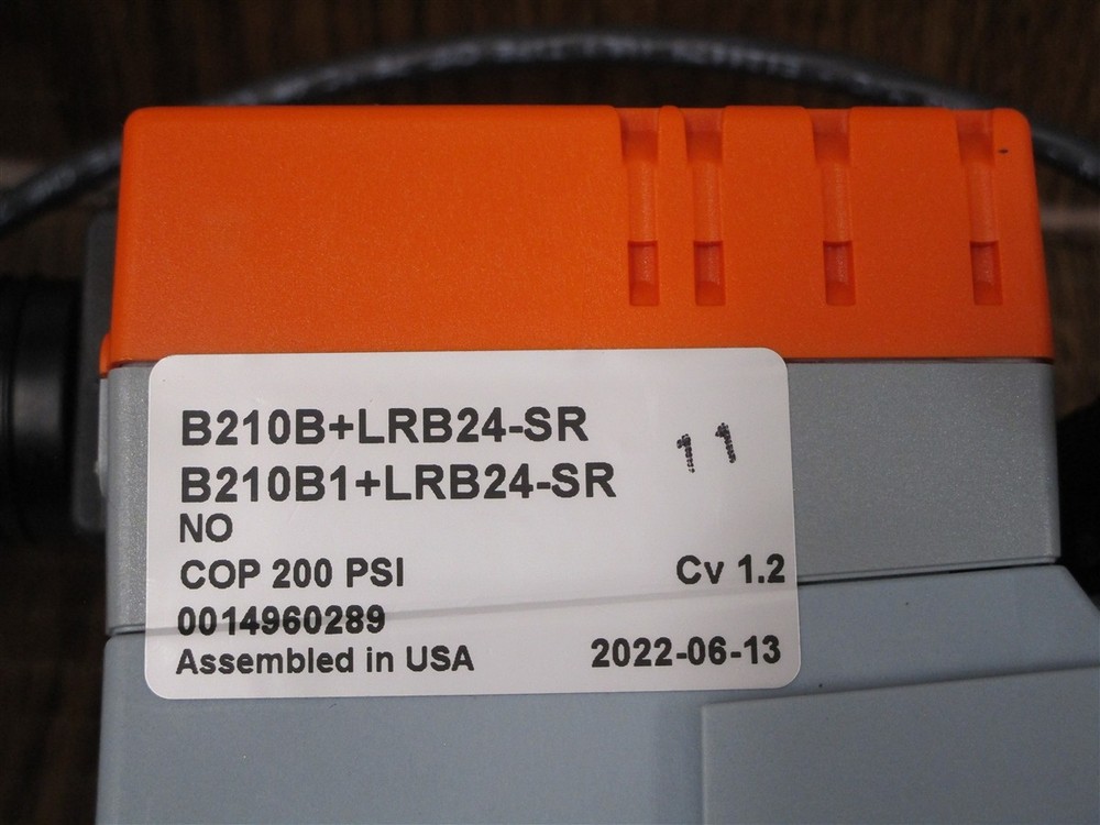 BELIMO B210B LRB24-SR Valve & Actuator 1.2" NEW