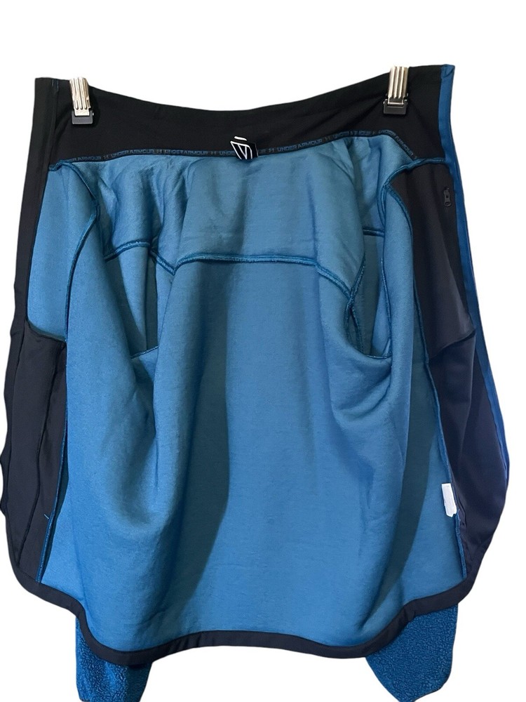 Large Under Armour jacket Men’s