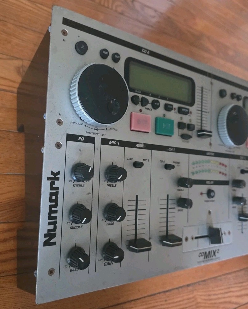 NUMARK CDMIX2 PROFESSIONAL CD MIXING CONSOLE - Untested - Read