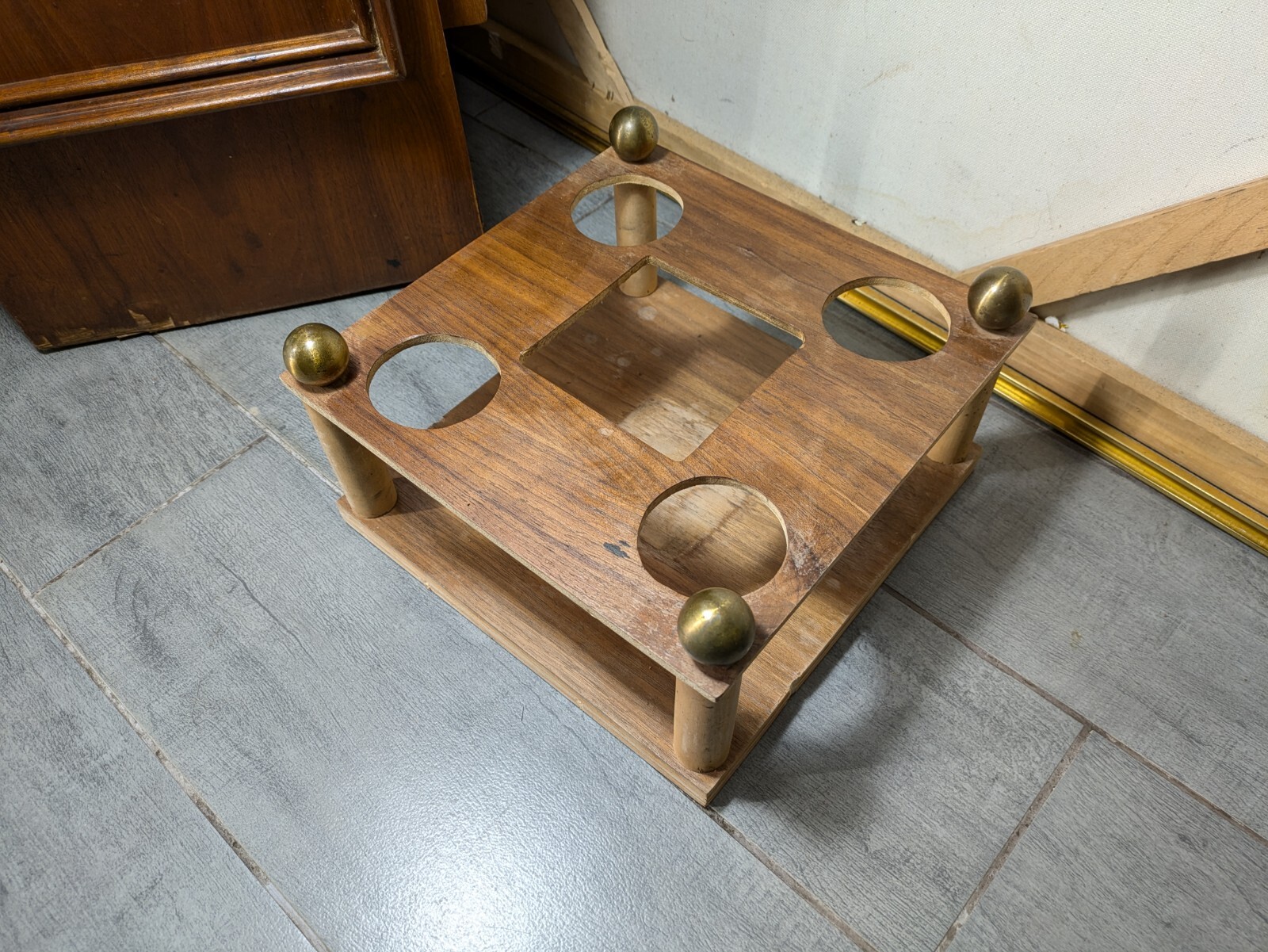 Vintage Art Deco English Regency Flip Top Cellarette Liquor Bar Rolling Cabinet