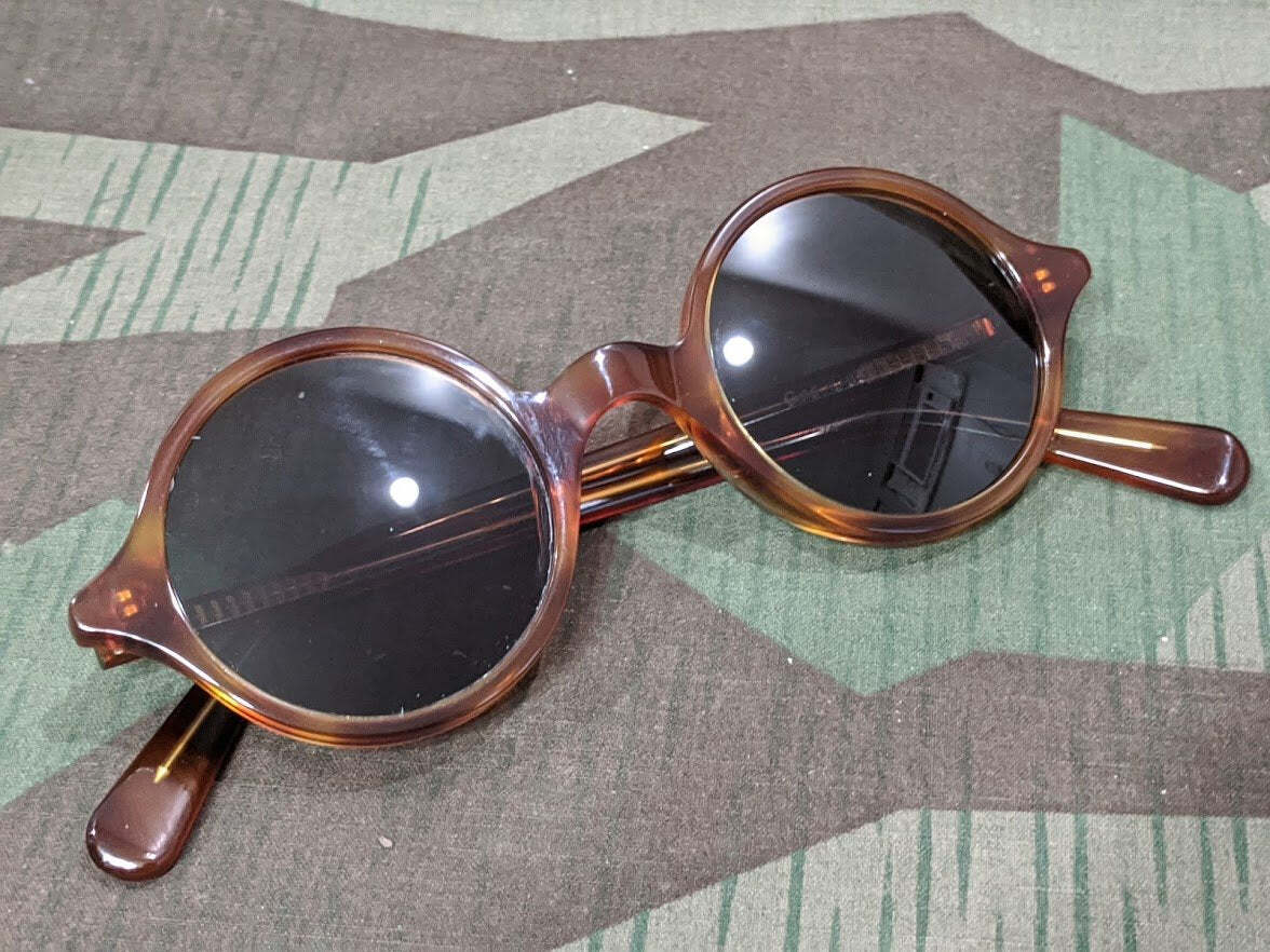 Repro WWII German Tortoise Shell Round MG Blendschutzbrille Sunglasses 1940s Vtg