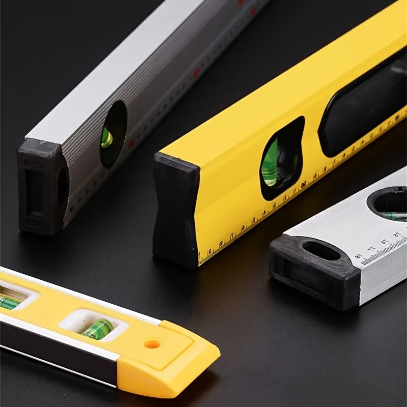 Heavy-Duty Spirit Level - Accurate Alignment for Construction & DIY Projects