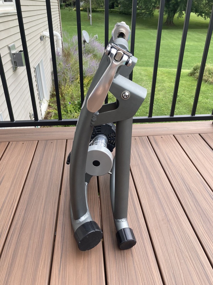 Giant Cyclotron Auto Bicycle Trainer