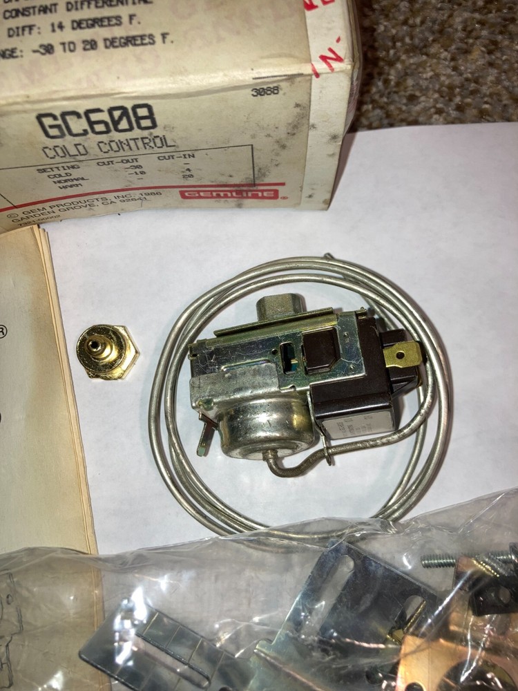 NEW GEMLINE GC608 COLD CONTROL SWITCH 31" CAPILLARY, NOS
